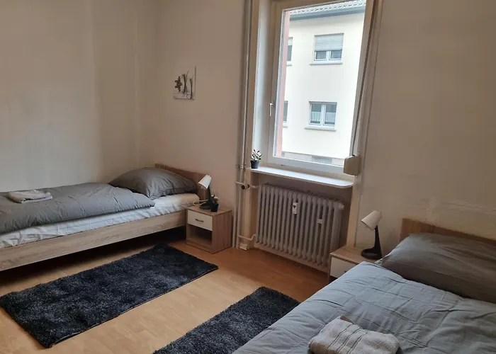 Gemütliches 3 Mit Küche Und Garten *